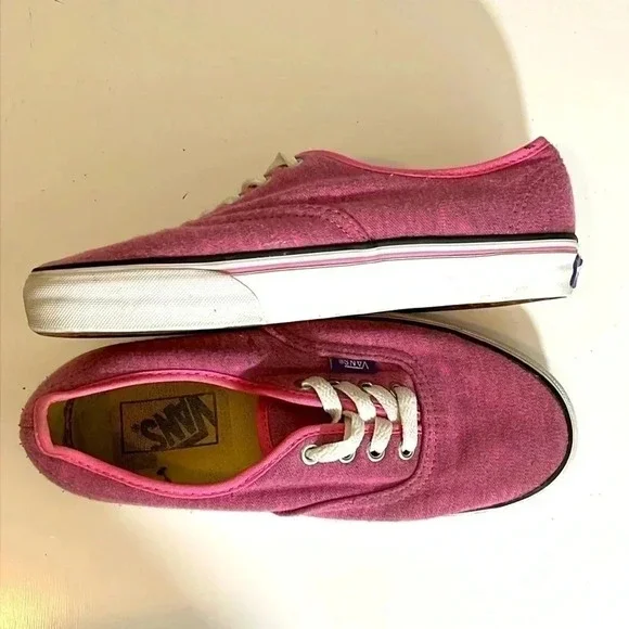 VANS Classic Low Skate Shoes Sneakers Hot Pink White RARE Purple Tag Women’s 7 - Picture 6 of 10